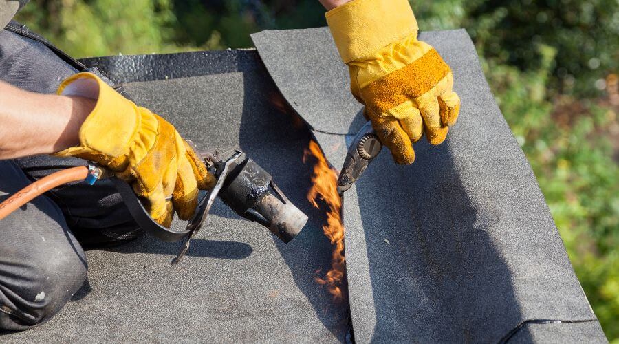 Professional flood damage restoration services in Hardyville, KY